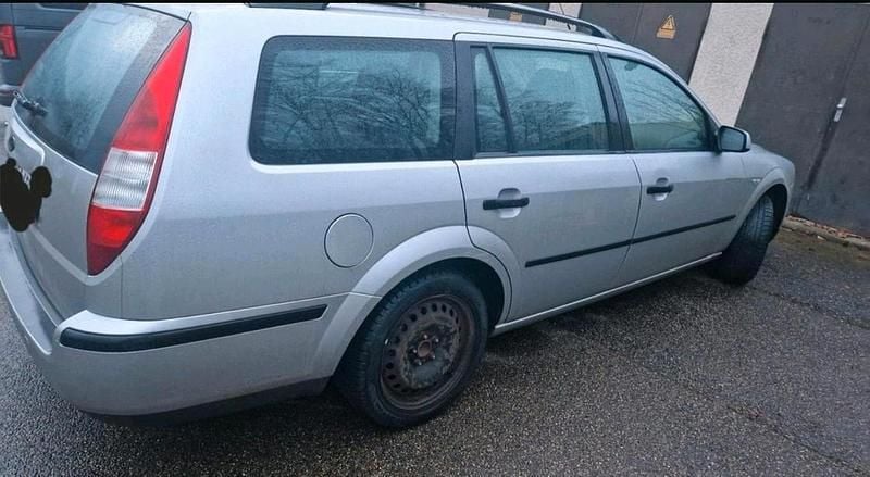Gebraucht Ford Mondeo 145 PS (106 kW) 2005 Silber Kombi