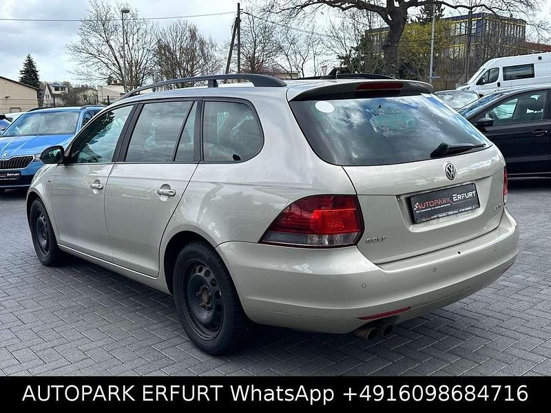 Gebraucht VW Golf VI Match 140 PS (102 kW) 2013 Silber Kleinwagen