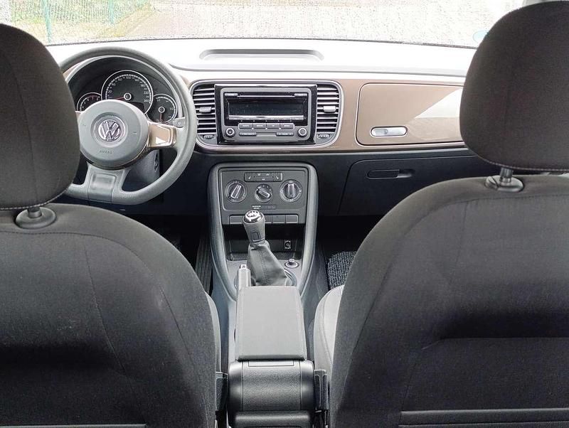 Gebraucht VW Beetle Design 105 PS (77 kW) 2014 Braun Kleinwagen