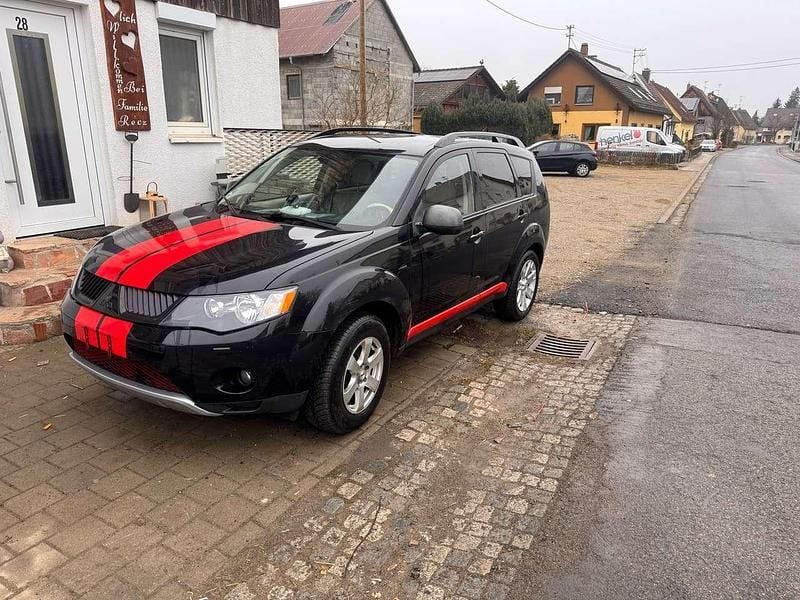 Gebraucht Mitsubishi Outlander Intense 156 PS (114 kW) 2009 Schwarz SUV