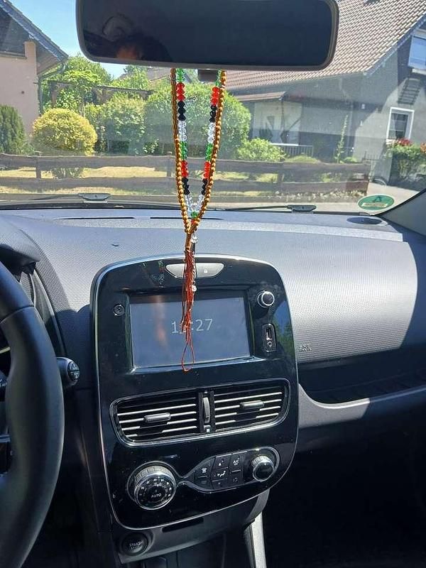 Gebraucht Renault Clio IV 90 PS (66 kW) 2017 Limousine