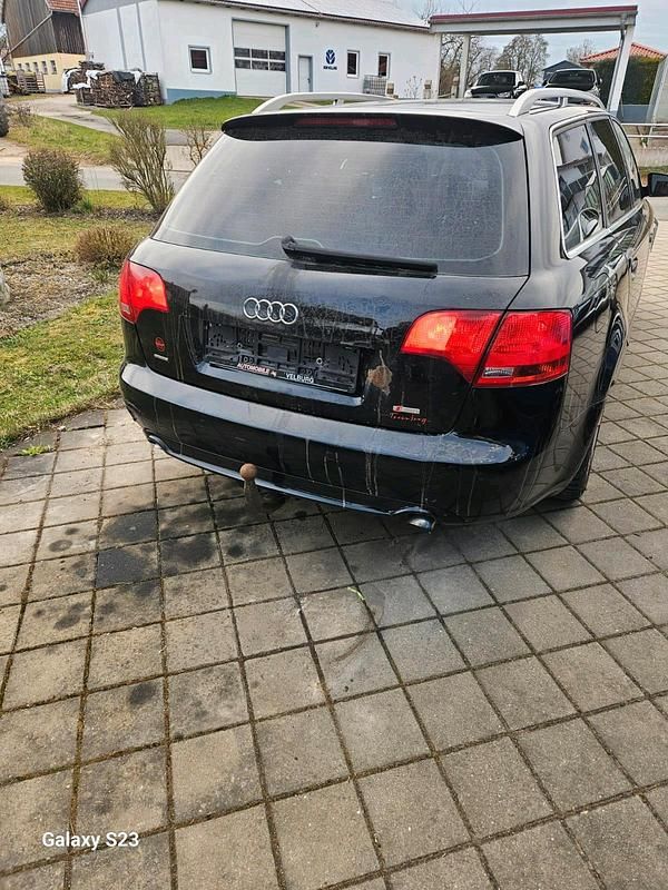 Gebraucht Audi A4 140 PS (102 kW) 2007 Schwarz Kombi