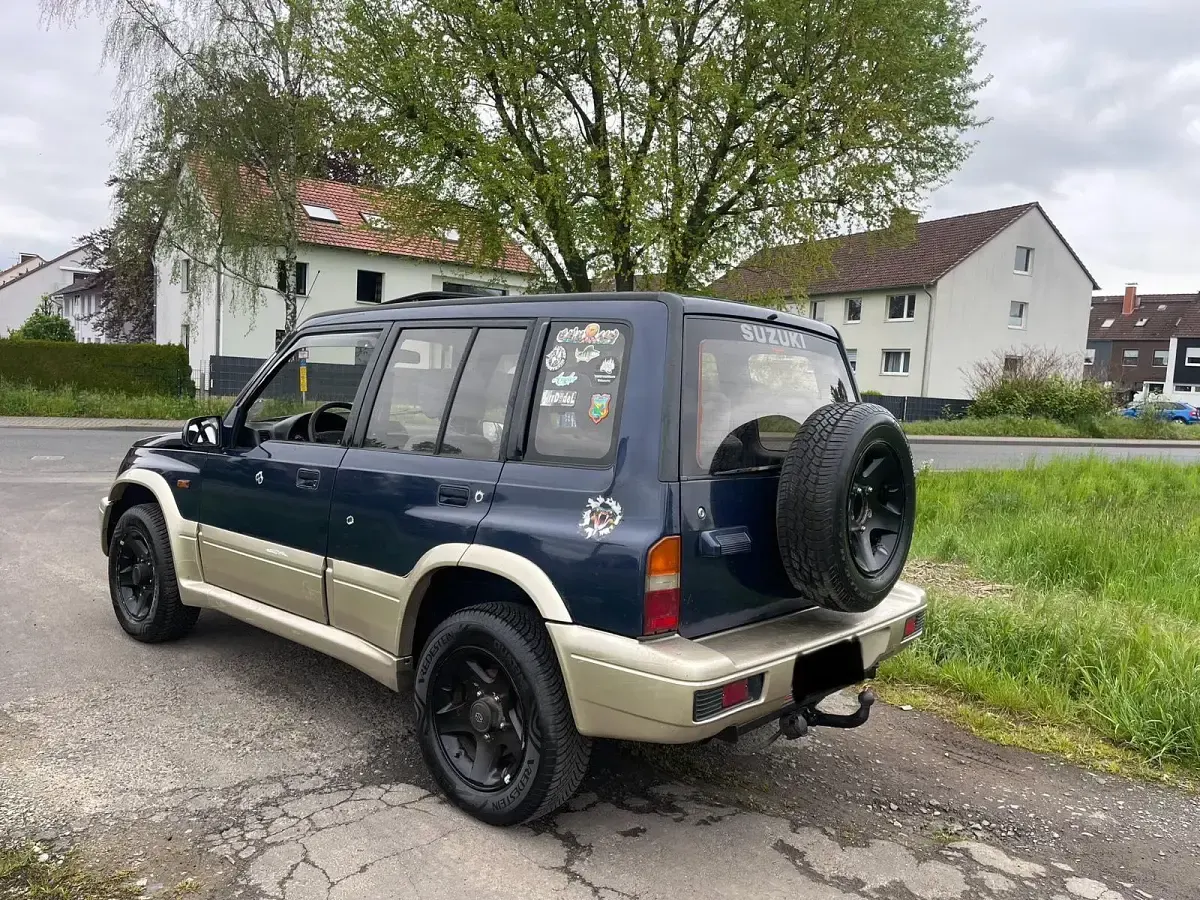 Gebraucht Suzuki Vitara 136 PS (100 kW) 1997 Blau SUV