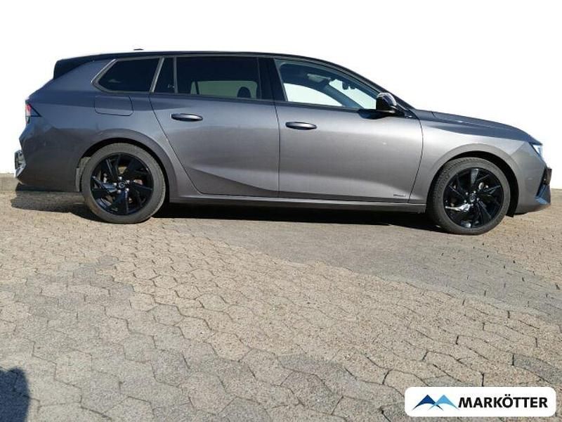 Gebraucht Opel Astra Ultimate 131 PS (96 kW) 2023 Grau/typ aussenverkleidung met Kombi