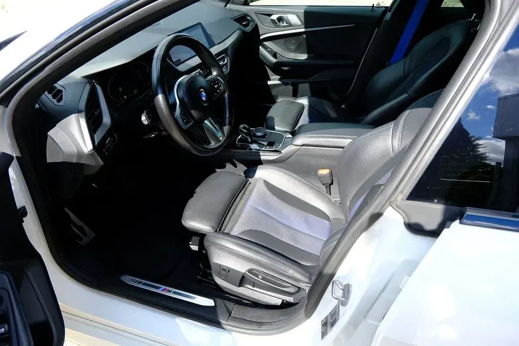 Gebraucht BMW 218 Gran Coupé Executive 136 PS (100 kW) 2021 Weiß Coupé