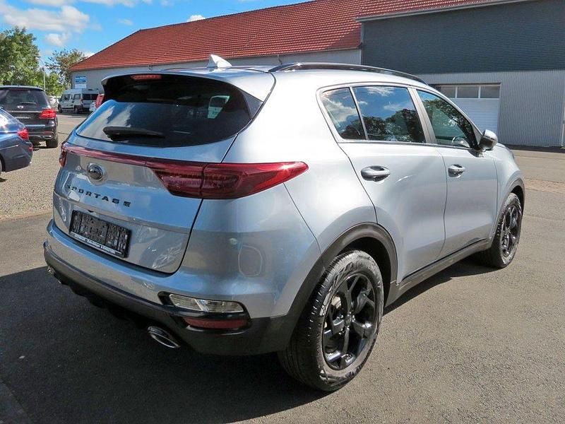 Gebraucht Kia Sportage 136 PS (100 kW) 2021 Silber SUV