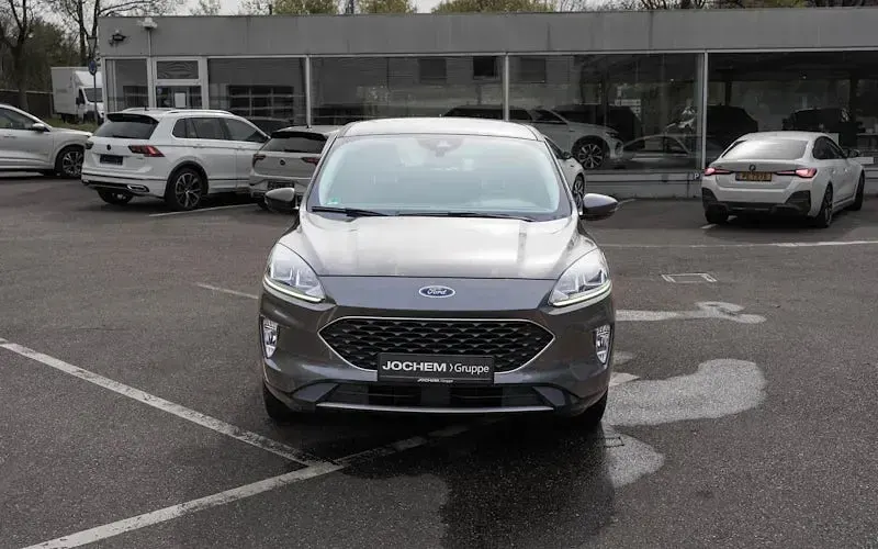 Używany Ford Kuga Cool & Connect 224 KM (164 kW) 2022 Szary SUV