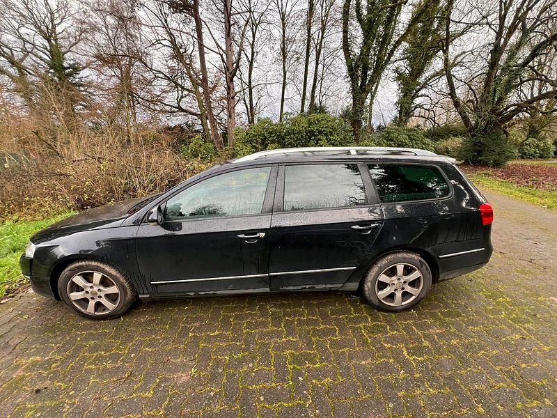 Gebraucht VW Passat 140 PS (102 kW) 2005 Schwarz Kombi