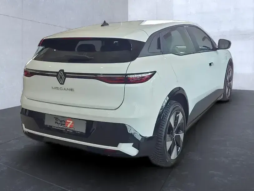 Gebraucht Renault Mégane IV Equilibre 96 kW (131 PS) 2022 Weiss