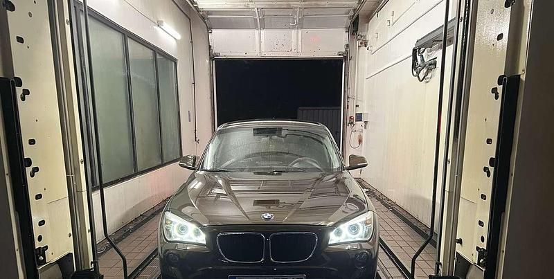 Gebraucht BMW X1 150 PS (110 kW) 2012 SUV