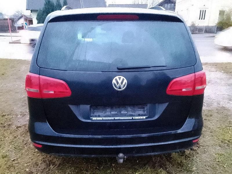 Gebraucht VW Sharan 140 PS (102 kW) 2012 Schwarz Van / Kleinbus