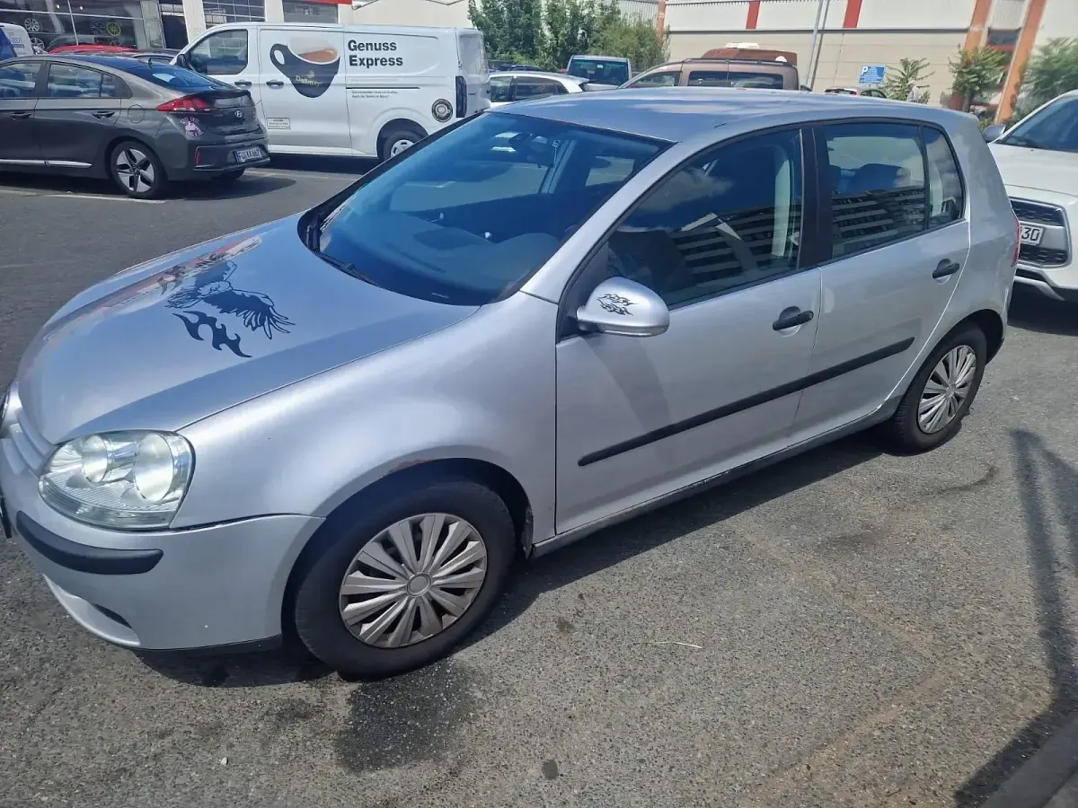 Gebraucht VW Golf V 75 PS (55 kW) 2004 Silber Kleinwagen
