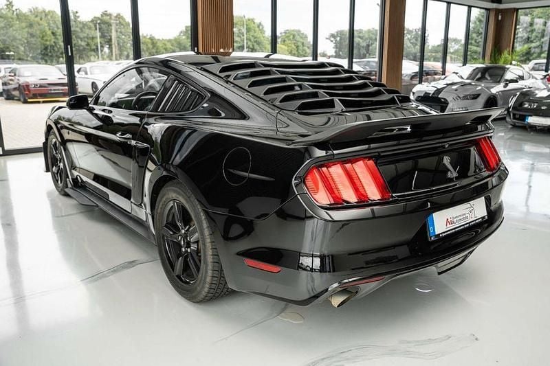 Gebraucht Ford Mustang GT 305 PS (224 kW) 2016 Schwarz Coupé
