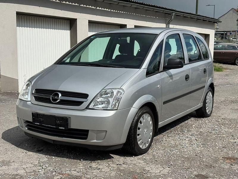 Silber Gebraucht 2004 Opel Meriva Cosmo Van / Kleinbus | 1.500 € (Guter Preis) - Bild 1/4