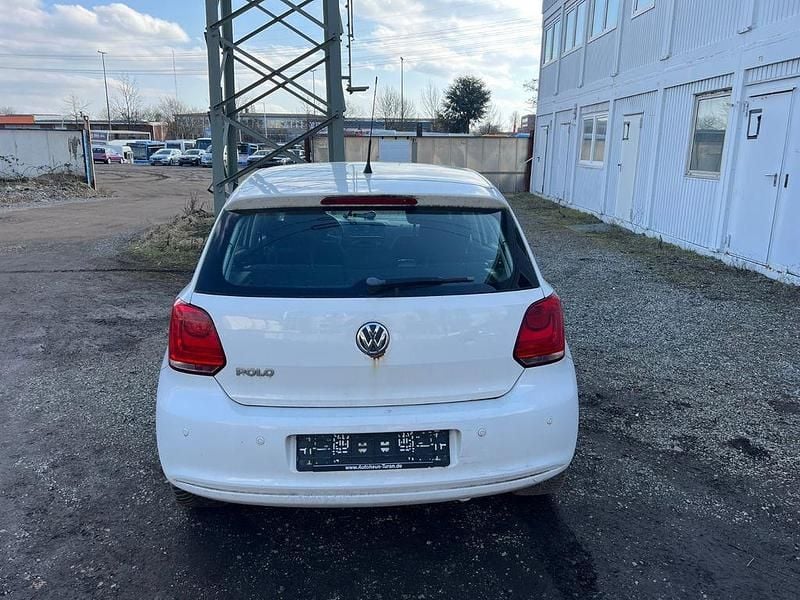 Gebraucht VW Polo Trendline 69 PS (50 kW) 2011 Weiß Kleinwagen