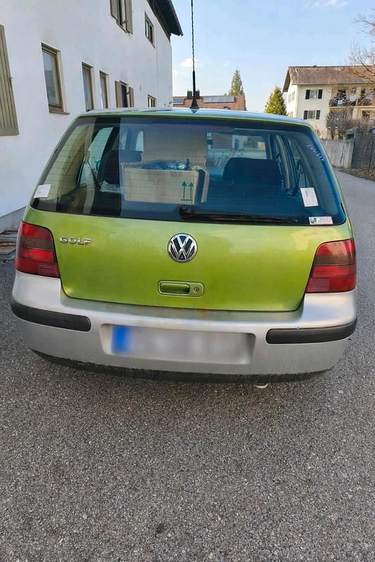 Gebraucht VW Golf IV 75 PS (55 kW) 2000 Silber Kleinwagen