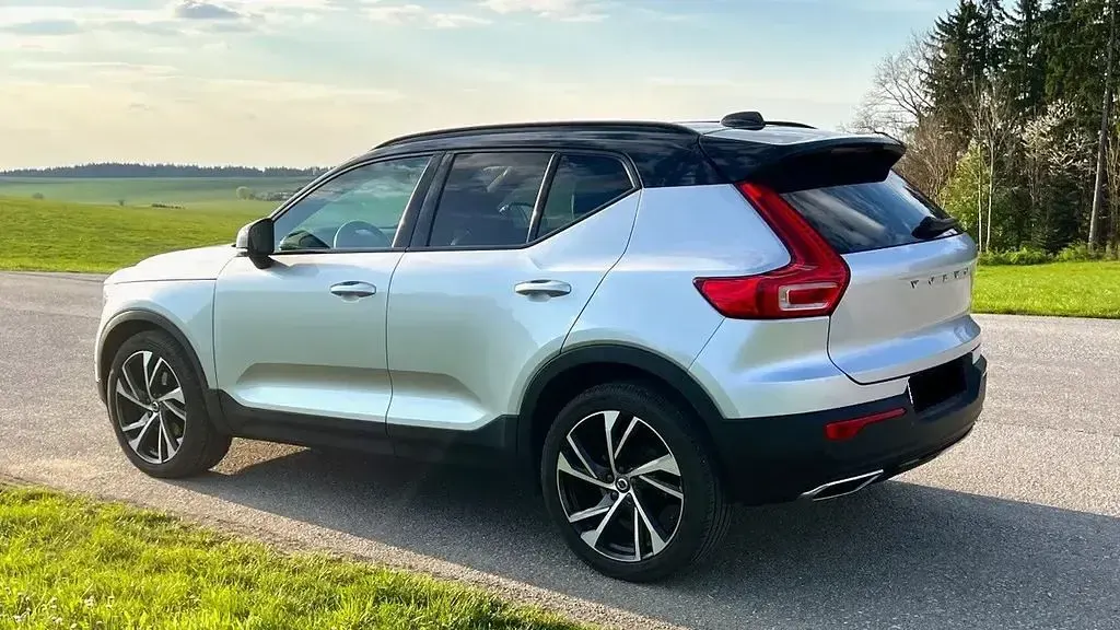 Gebraucht Volvo XC40 R-Design 190 PS (139 kW) 2018 Silber SUV