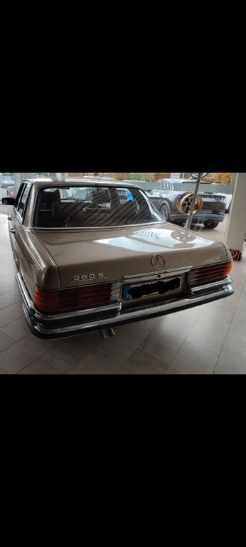 Gebraucht Mercedes S280 Classic 160 PS (117 kW) 1974 Gold Limousine