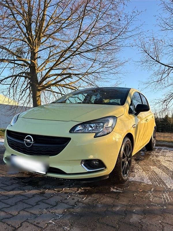 Gebraucht Opel Corsa Color Edition 101 PS (74 kW) 2015 Gelb Kleinwagen