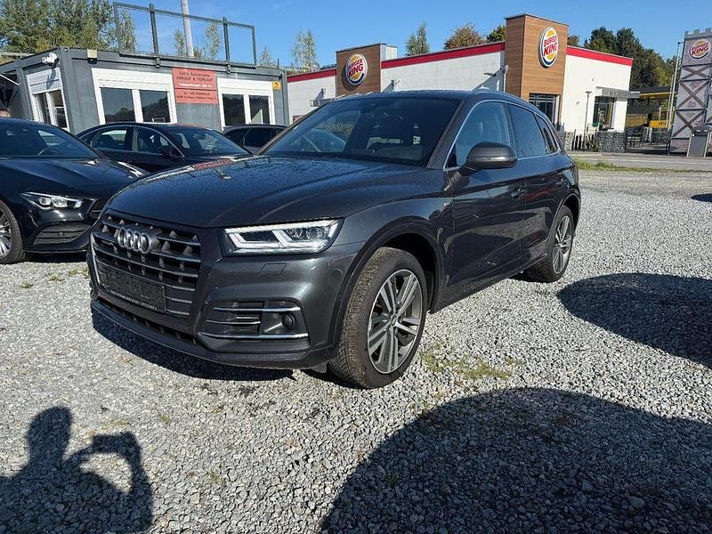 Grau Gebraucht 2019 Audi Q5 Sport SUV | 21.190 € (Fairer Preis) - Bild 1/4