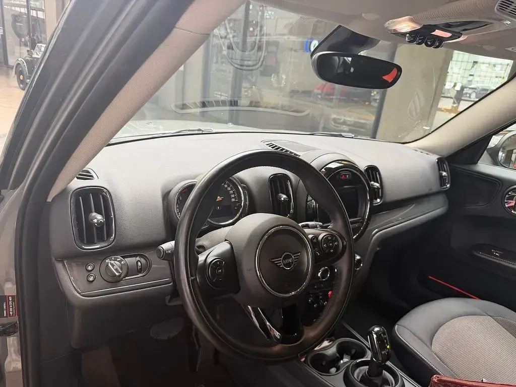 Gebraucht Mini One Countryman 102 PS (75 kW) 2019 Grau SUV