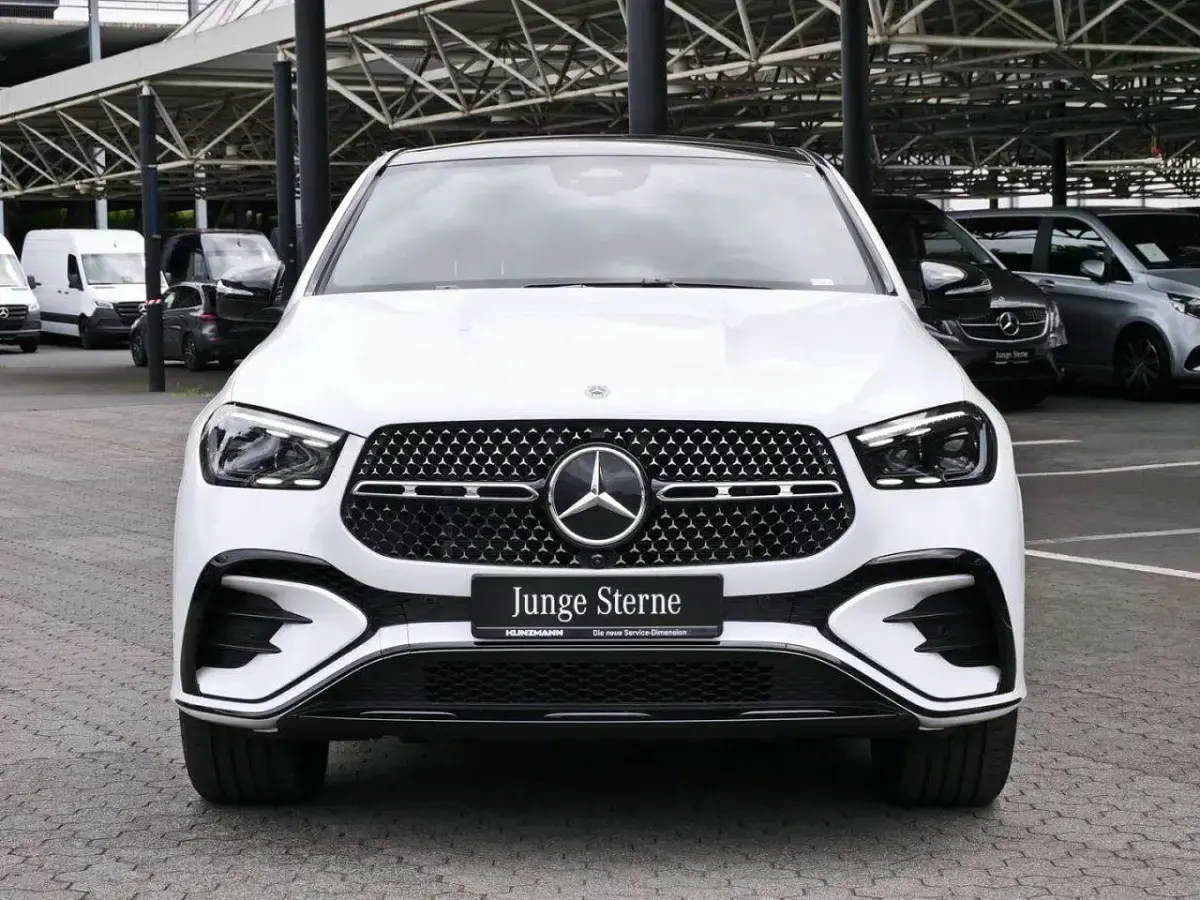 Gebraucht Mercedes GLE450 AMG 367 PS (269 kW) 2025 Weiß SUV