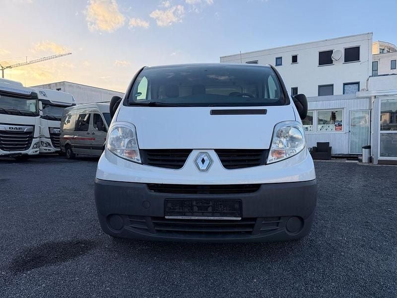 Gebraucht Renault Trafic 90 PS (66 kW) 2012 Weiß Van / Kleinbus