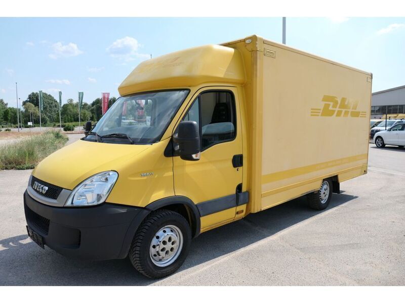 Gelb Gebraucht 2010 Iveco Daily Van | 7.497 € (Fairer Preis) - Bild 1/3