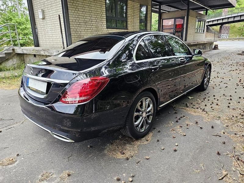 Gebraucht Mercedes C200 Edition 184 PS (135 kW) 2017 Schwarz Limousine