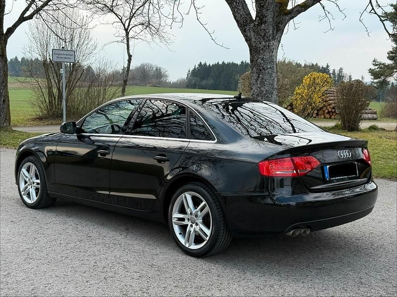 Gebraucht Audi A4 Sport 170 PS (125 kW) 2009 Schwarz Limousine