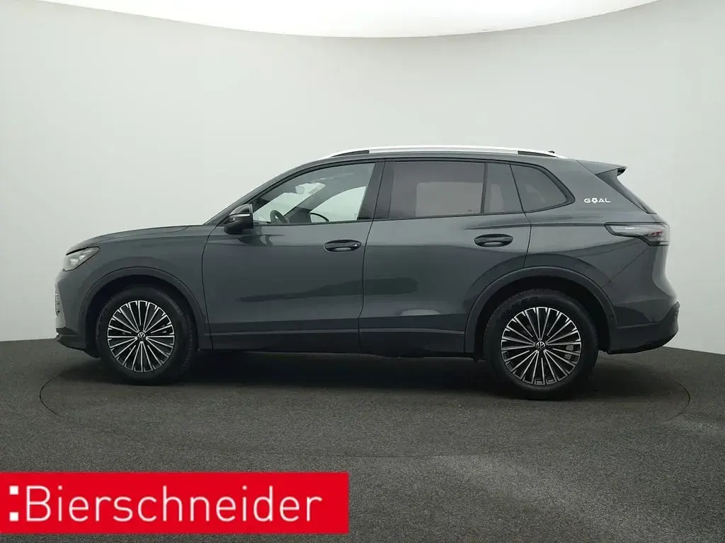 Gebraucht VW Tiguan Goal 150 PS (110 kW) 2025 Grau SUV