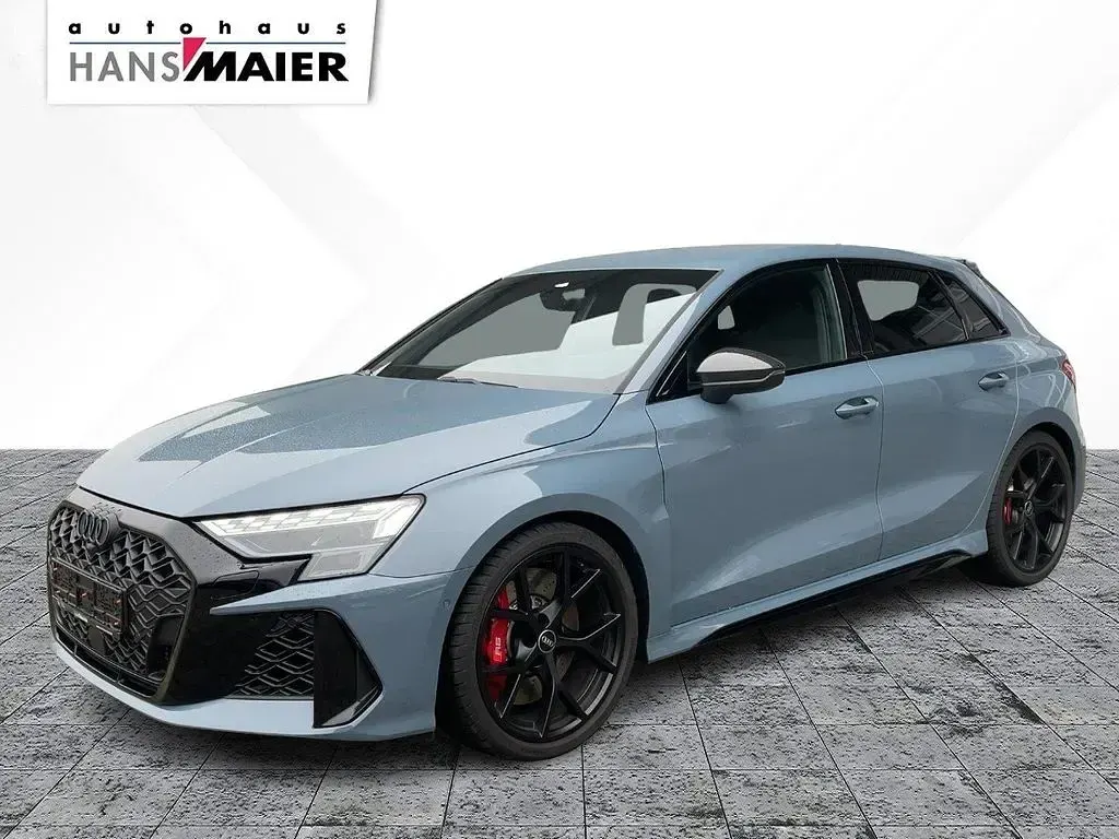 Gebraucht Audi RS3 Sport 400 PS (294 kW) 2025 Kemoragrau metallic Limousine