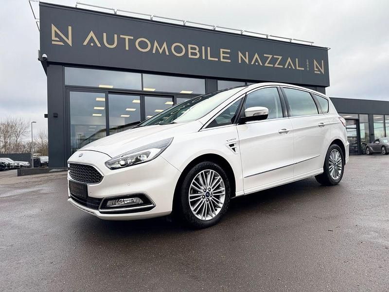 Weiß Gebraucht 2017 Ford S-MAX Vignale Van / Kleinbus | 20.700 € (Etwas zu teuer) - Bild 1/4