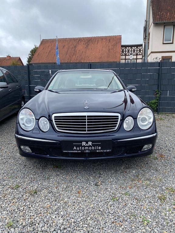 Gebraucht Mercedes E320 Elegance 224 PS (164 kW) 2002 Blau Limousine