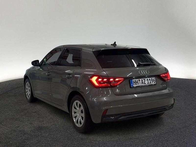 Gebraucht Audi A1 Advanced 95 PS (69 kW) 2025 Z7 chronosgrau metallic Limousine