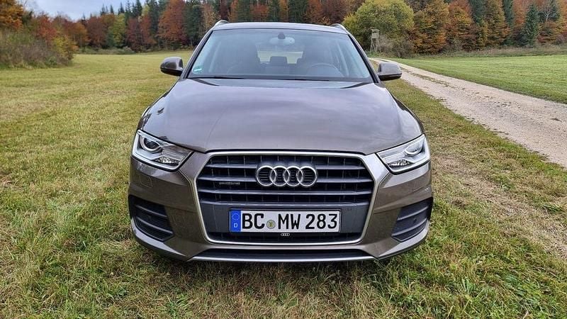 Gebraucht Audi Q3 Design 184 PS (135 kW) 2015 Braun SUV