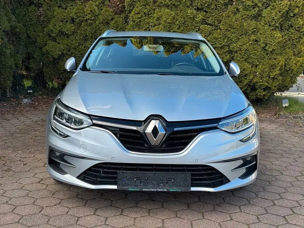 Gebraucht Renault Mégane II Business 116 PS (85 kW) 2022 Silber Limousine