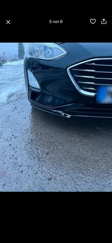 Second-hand Ford Focus 125 CP (91 kW) 2019 Negru Berlinǎ