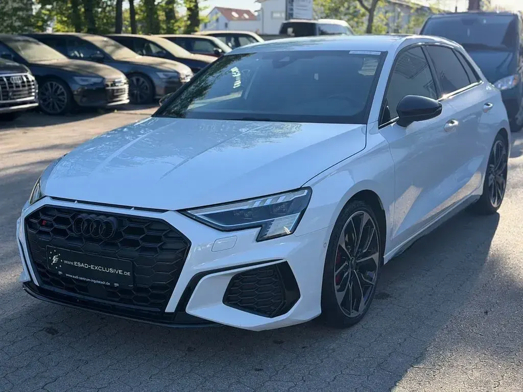 Gebraucht Audi S3 Sport 310 PS (228 kW) 2022 Weiß Limousine