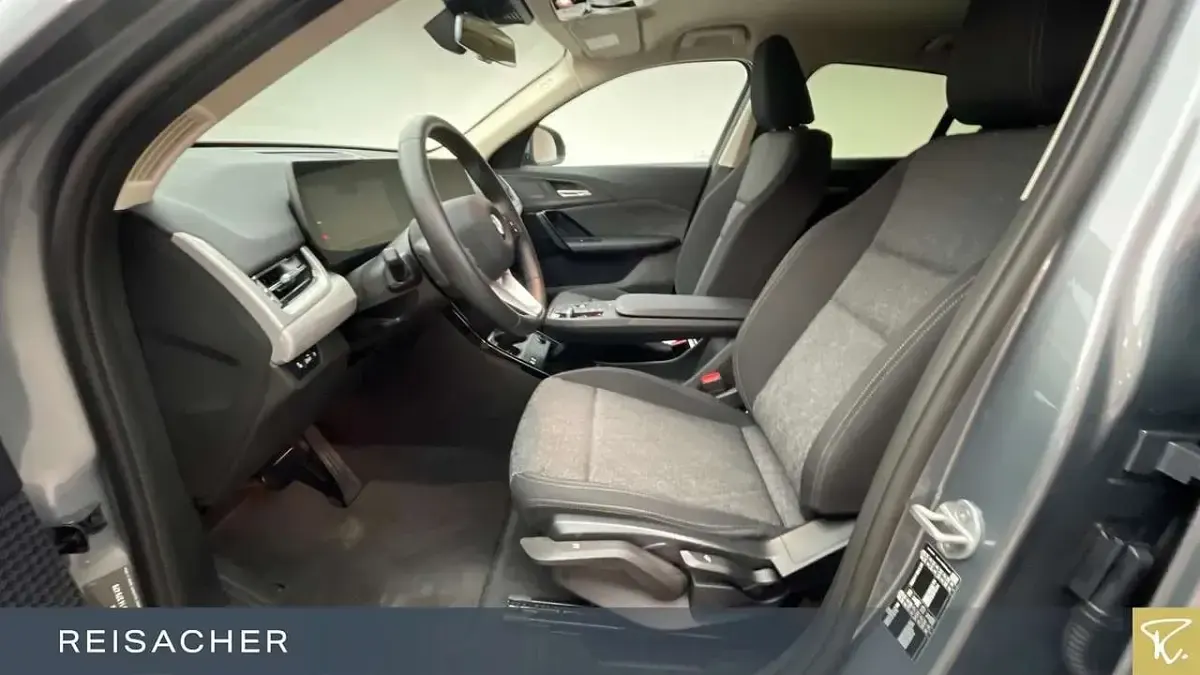 Gebraucht BMW X2 Efficient Dynamics 163 PS (119 kW) 2025 Skyscraper grau metallic SUV