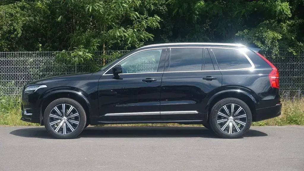 Gebraucht Volvo XC90 Plus 235 PS (172 kW) 2024 Schwarz SUV