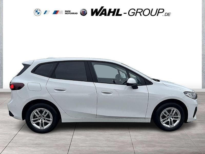 Gebraucht BMW 216 Active Tourer Sport Line 122 PS (89 kW) 2024 Weiß Van / Kleinbus