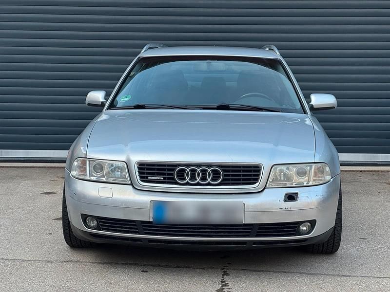 Usata Audi A4 Performance 150 CV (110 kW) 2000 Argento Station wagon