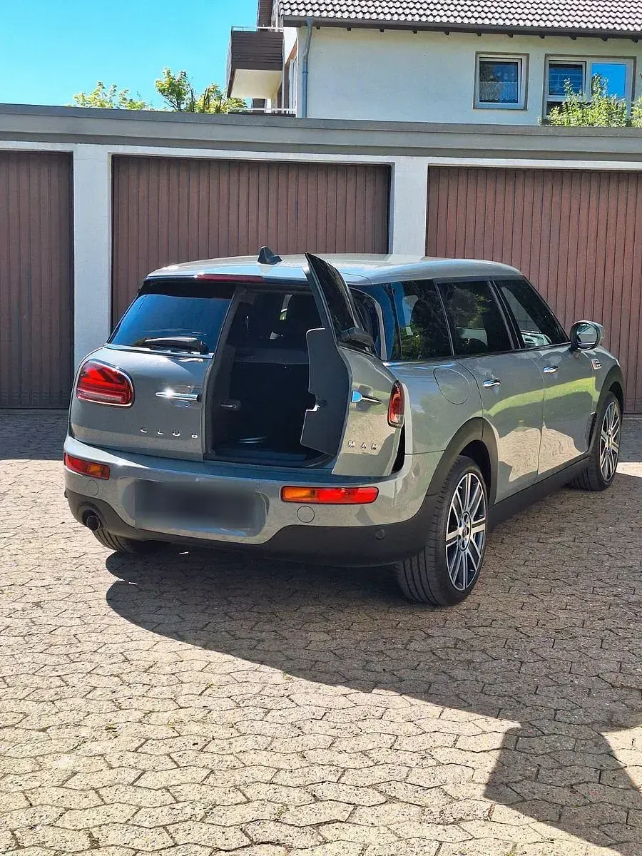 Gebraucht Mini One D Essential 116 PS (85 kW) 2019 Grau Kleinwagen
