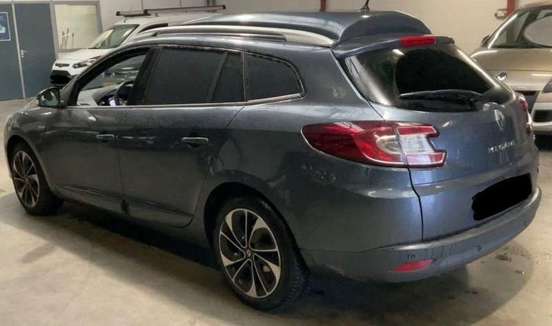 Gebraucht Renault Mégane III Bose Edition 110 PS (80 kW) 2015 Grau Limousine
