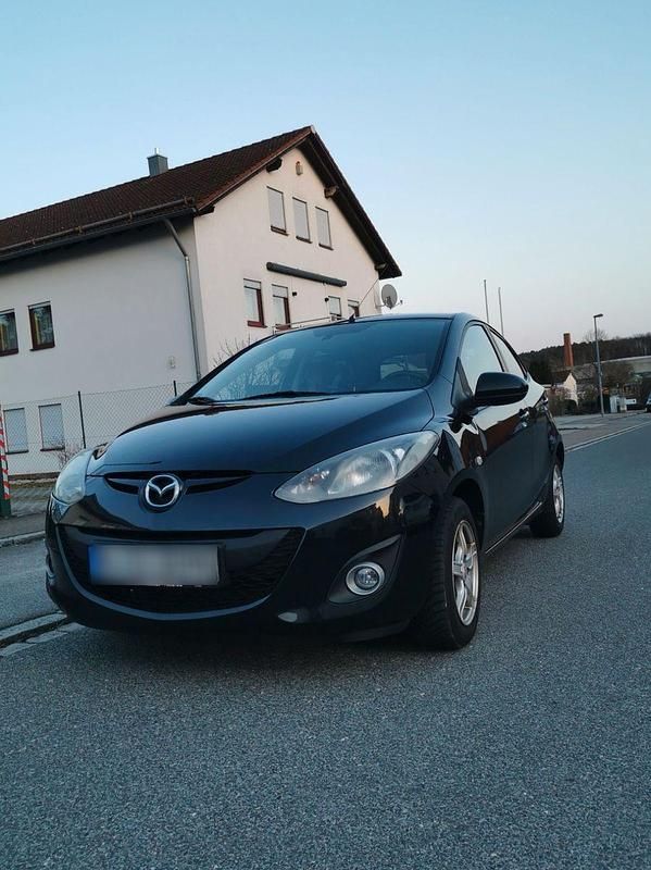 Gebraucht Mazda 2 Sendo 85 PS (62 kW) 2014 Schwarz Kleinwagen