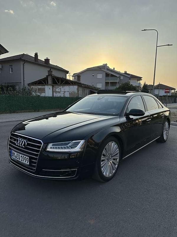 Gebraucht 2015 Audi A8L Comfort Limousine | 24.000 € (Teuer) - Bild 1/4