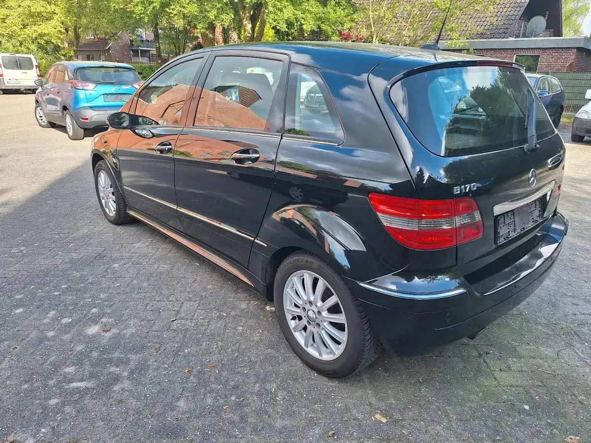 Gebraucht Mercedes B170 115 PS (84 kW) 2008 Schwarz Van / Kleinbus