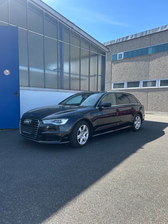 Schwarz Gebraucht 2016 Audi A6 Kombi | 18.900 € - Bild 1/4