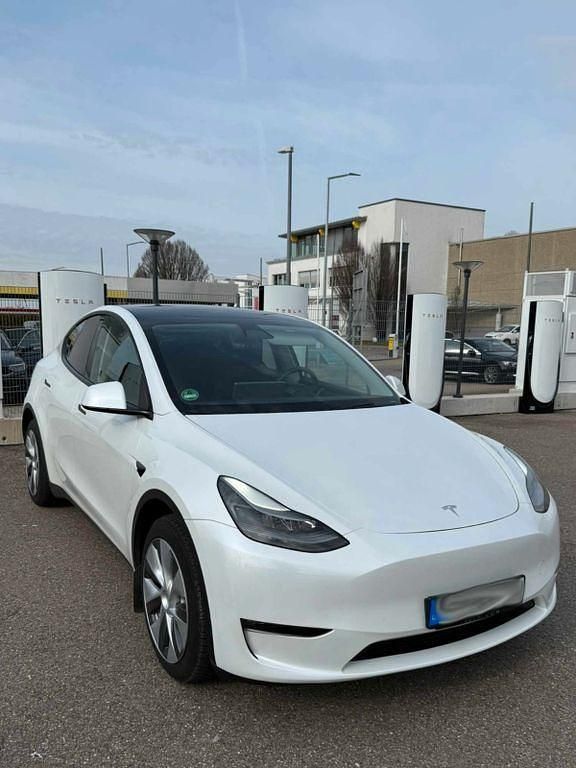 Gebraucht Tesla Model Y 378 kW (514 PS) 2023 Weiß SUV